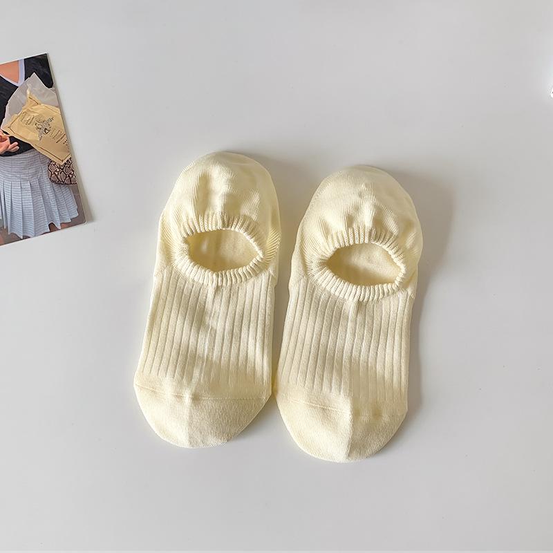 Zhuji Women's Non-Slip Low-Cut Smiley Face Socks - Invisible Heel-Proof Macaron Color Series