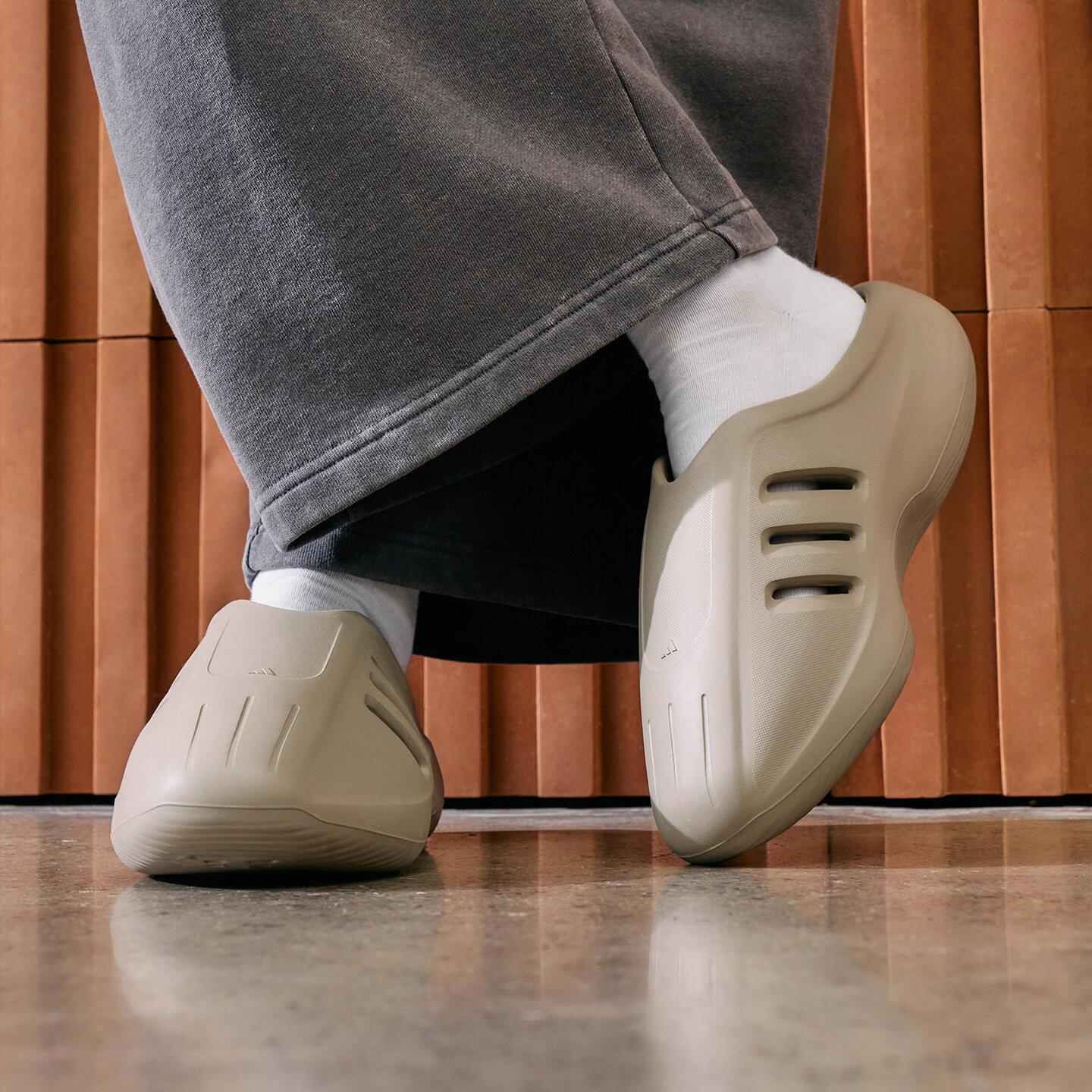 Adidas ADIFOM IIINFINITY Comfortable Foam Sole No Special Function Clo 36.5