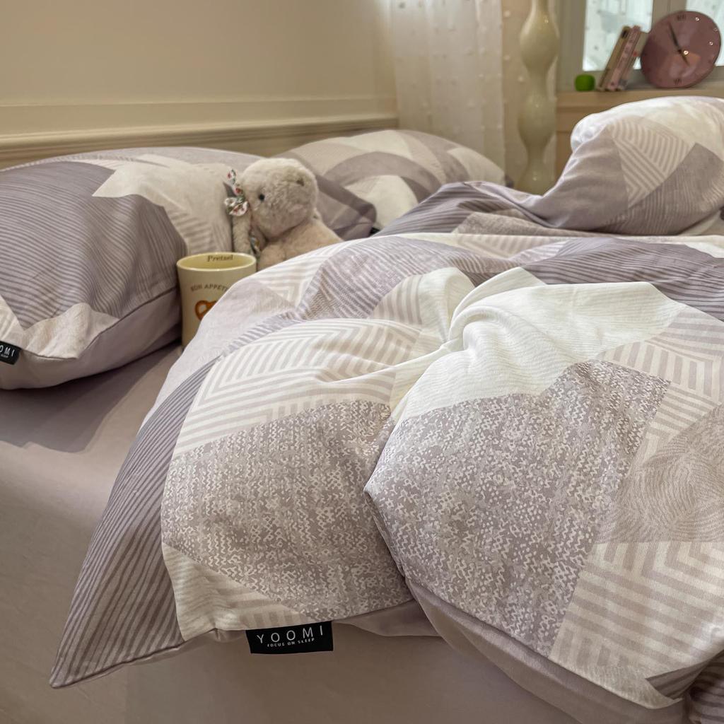 New 100% Cotton Simple Stripe Bedding Set – Includes Duvet Cover, Fitted Sheet, and Four-Piece Set for Dorms