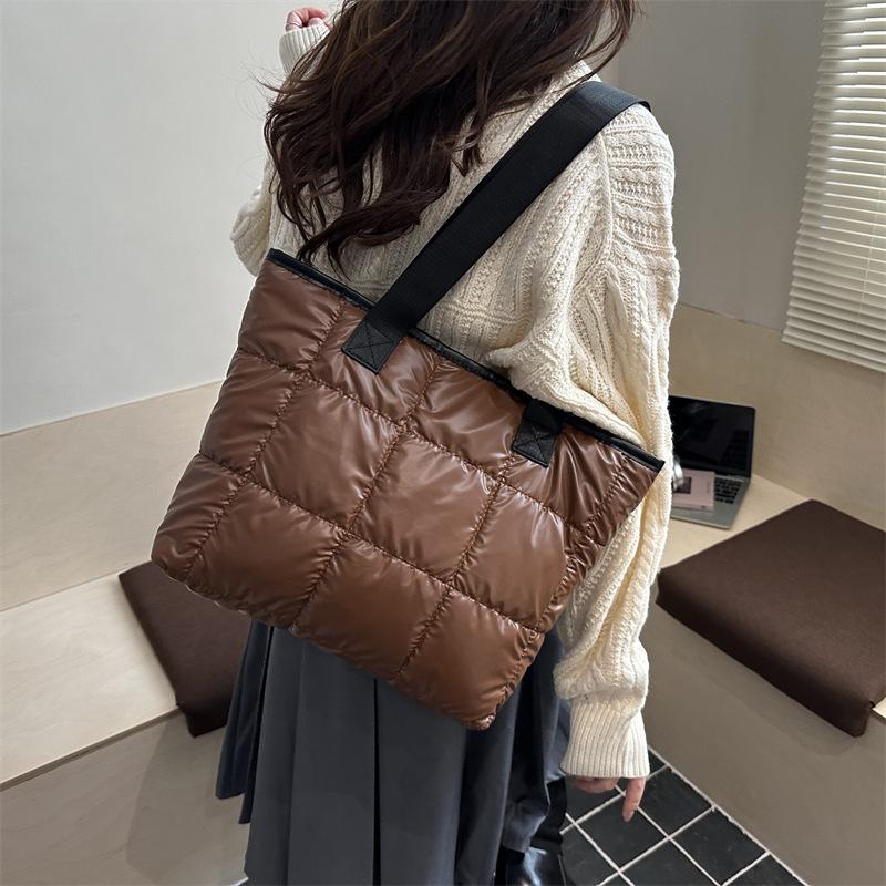 Korean Style 2025 Cotton Padded Large Tote Bag - Lightweight, Fashionable Single Shoulder Bag for Women