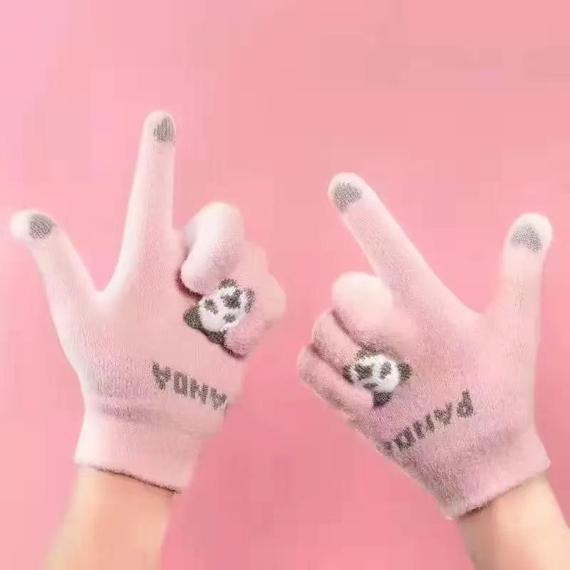 New winter knitted gloves