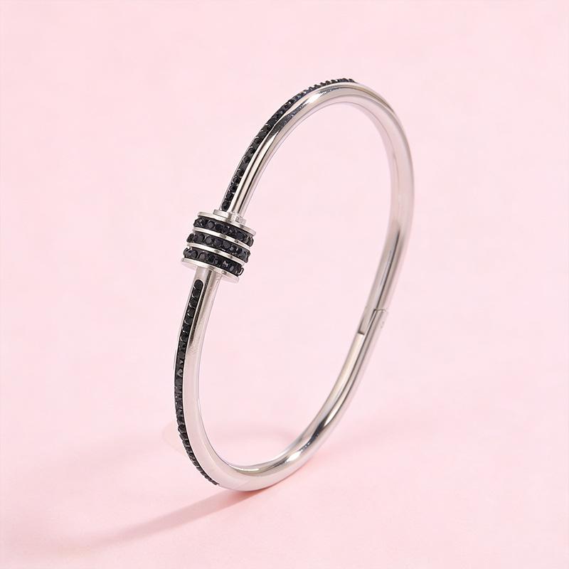 Europäisches & Amerikanisches Luxus Zirkon Stern Armband: Vielseitige, Elegante, Lichtechte Mode für Damen