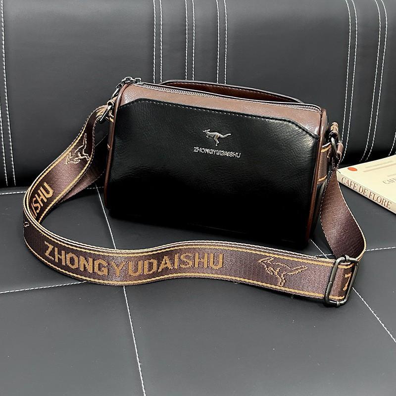 

Women s Bag 2025 New Multi-layer High-quality Pure Color Shoulder Fashionable All-matching Large-capacity Cross-body Pillow one size чорний