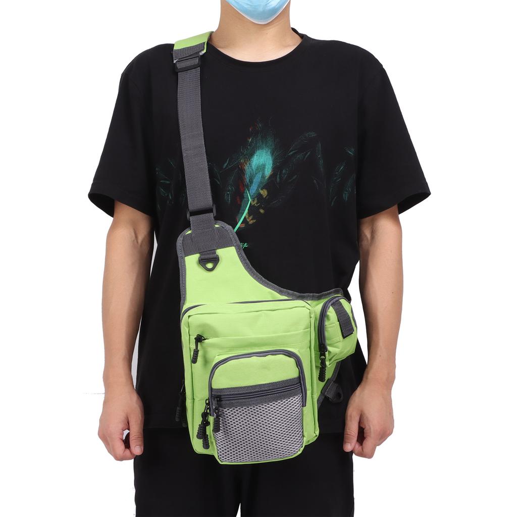 Multifunktionale Umhängetasche aus Polyester für Angelgeräte mit verstellbaren Schultergurten(Grün )