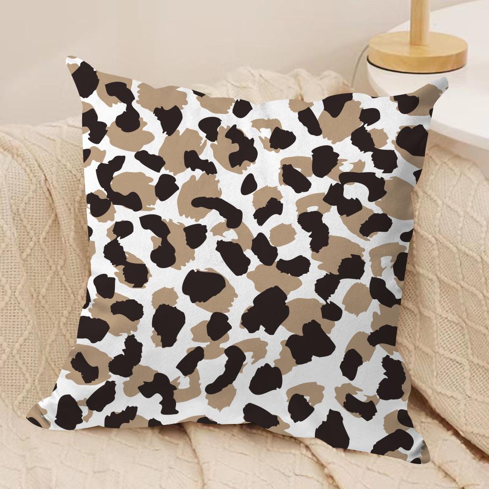 Leopard Print Texture Cushion Cover Soft Plush Fabric Double-Sided Printed Sofa Cushion Cover for All Seasons Home Decor Gift