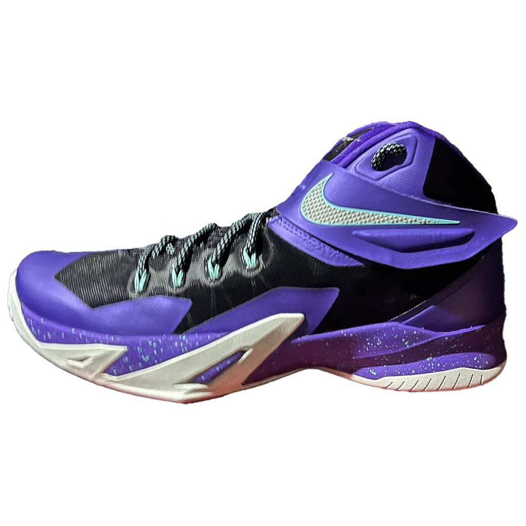 Nike Zoom Soldier 8 Summit Lake Hornets Men Sneakers Purple Court-Purple Metallic-Silver 653641-505