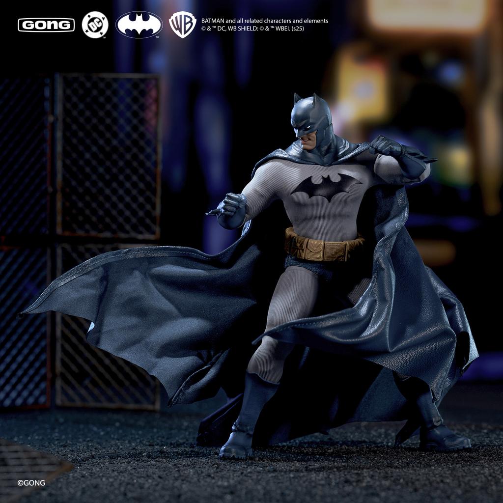 In Stock Genuine Gong Dc Silence Batman Cloth Outfit Action Figure Batman Anime Figures 3d Batman Gift Toy Collectible Movable