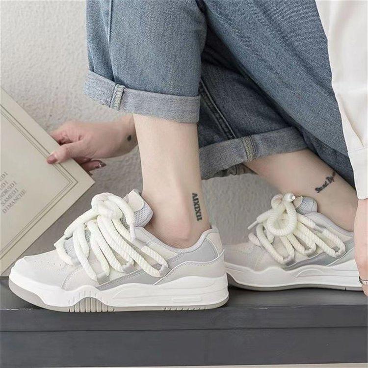 

2025 summer new muffin platform leather lace-up bread shoes women s fashion casual sports white shoes 40