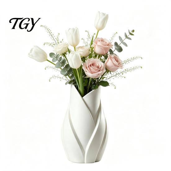 Moderner Minimalistischer Blumenhalter Blattförmige Kunstvase, 3D-gedruckte Matte Verdrehte Florale Skulptur Elegantes Tischmittelstück für Zuhause Dekorative für