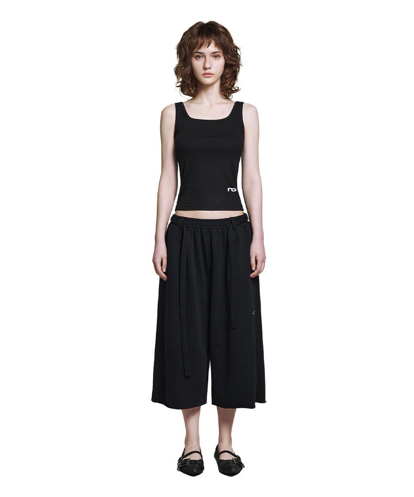 Lotaib Belted Point Bermuda Sweatpants - Black
