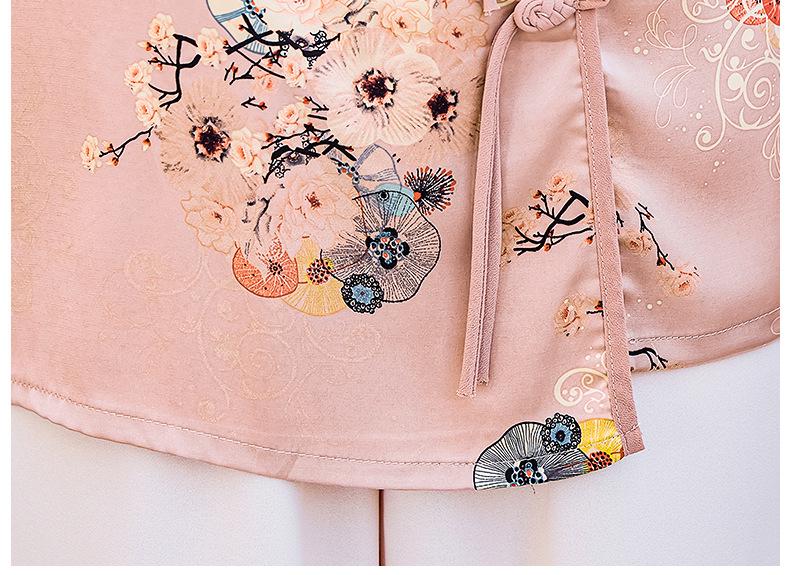 Elegant Chinese-Style Summer Two-Piece Outfit for Moms