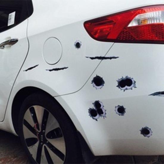 Cool Funny Bullet Hole Pattern Automotocyklová helma Kolo DIY samolepka