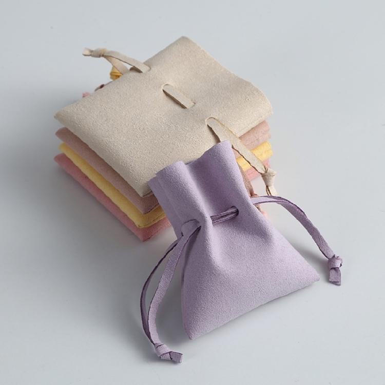 Multifuntional Jewelry Display Bag Square Box and Soft Leather Pouches Leather Texture Suitable for Gifting and Storage