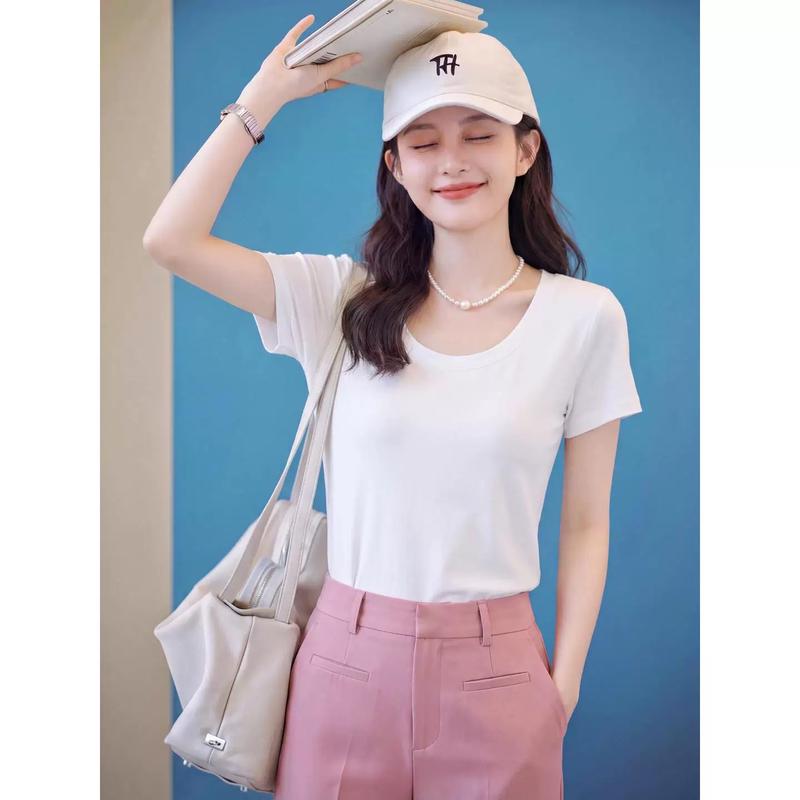 Basic House Women's Slim Fit Round Neck T-shirt
