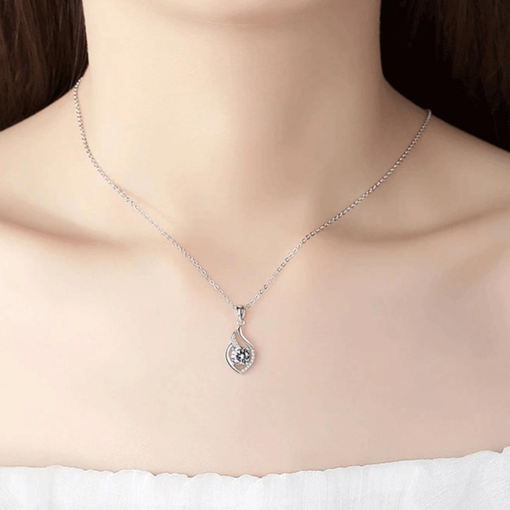 Twisted Teardrop Frame Prong Set Round Cubic Zirconia Pendant Elegant Women Clavicle Sweater Necklace