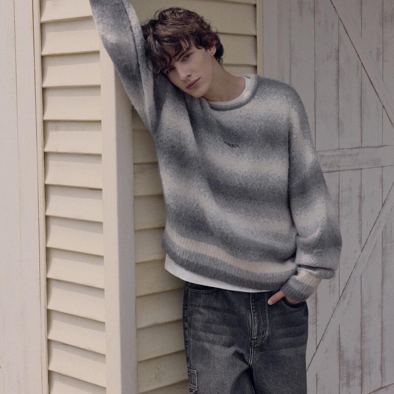 Teenie Weenie Men's Retro Gradient Stripe Knitted Sweater