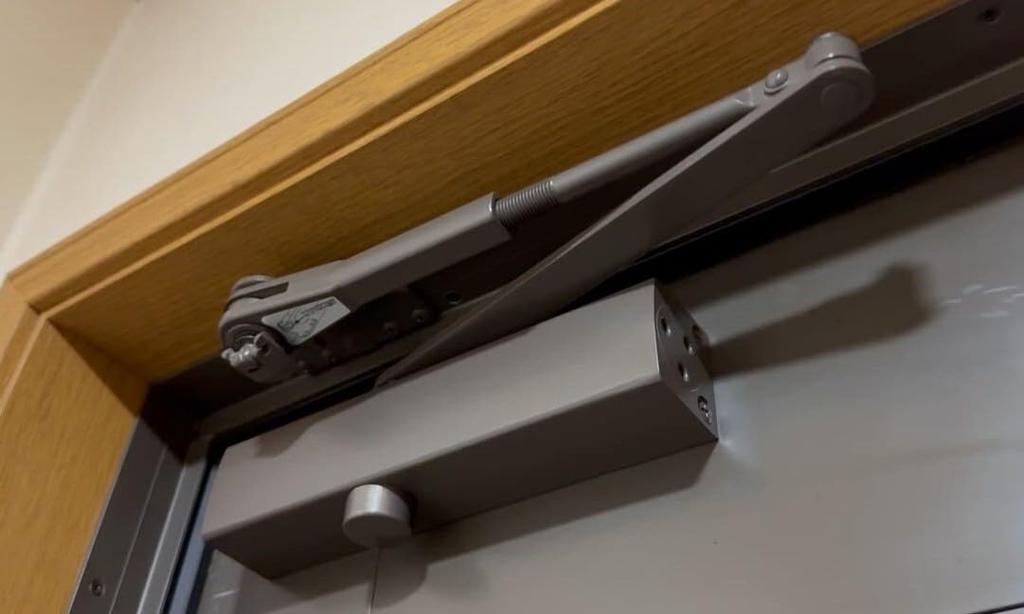 [Plenas 20] [Plenas 23] [Plenas II 20] [Plenas II 23] [Plenas S] Etc. TOSTEM / Tostem, MIWA Replacement, RYOBI Replacement, Door Closer Color Black