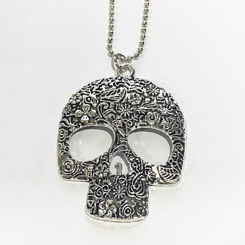 New Silver Skull Diamond Inlaid Women's Bracelet - Elegant, Simple Gift