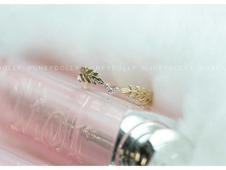 Japanese Light Luxury Gold-Plated Copper Leaf Feather Ring - New Arrival