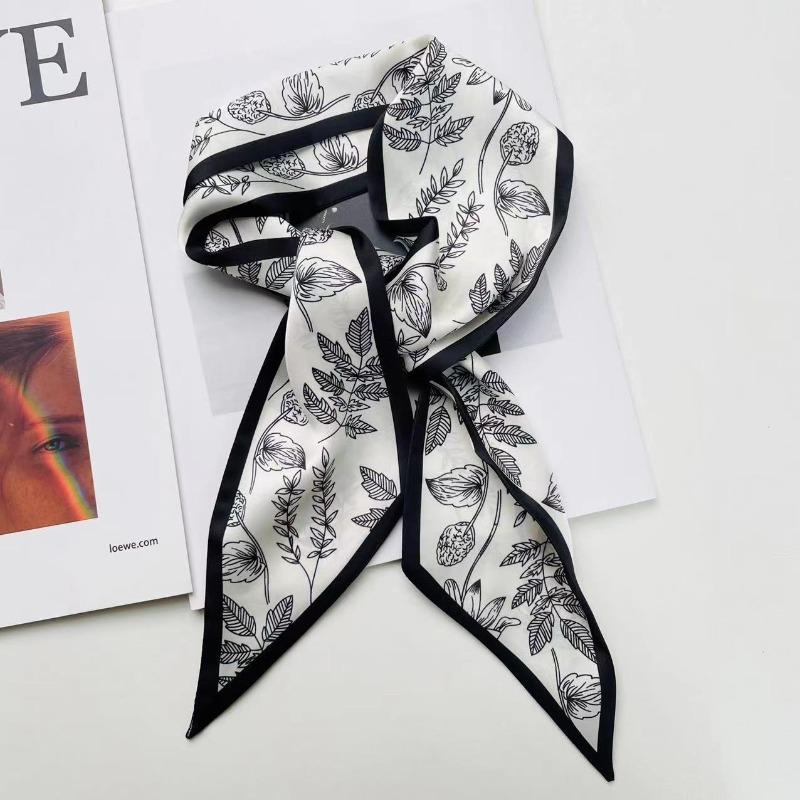 

100x9.5cm Strawberry Printed Oblique Ribbon Women s Spring and Summer Simulated Silk Printed Scarf High-end Hair Strap Lace чорний
