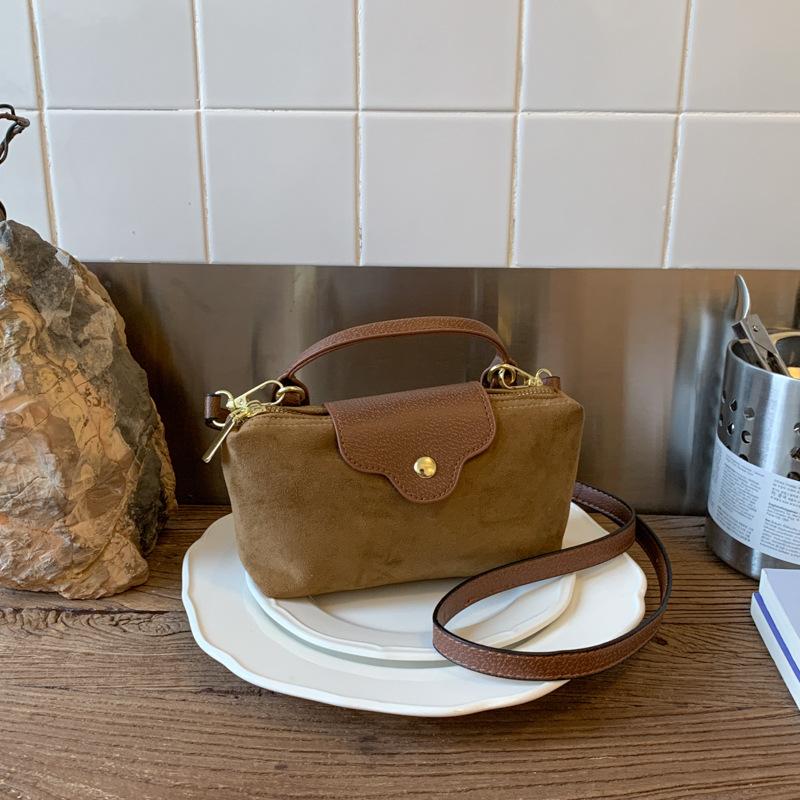 High-end niche bag women's new fashion versatile messenger bag portable small bag