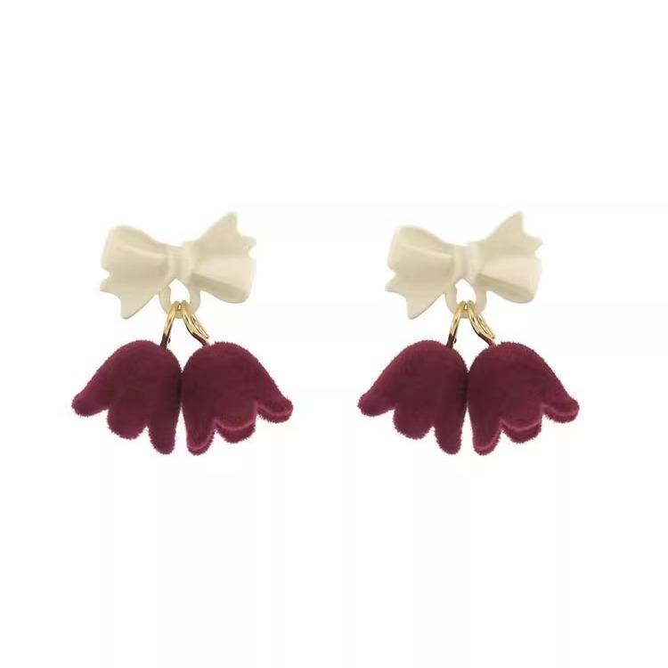 Red Retro Hong Kong Style Flocking Flower Bow Earrings - Elegant Long Design for Women, Perfect for Autumn and Winter Seasons