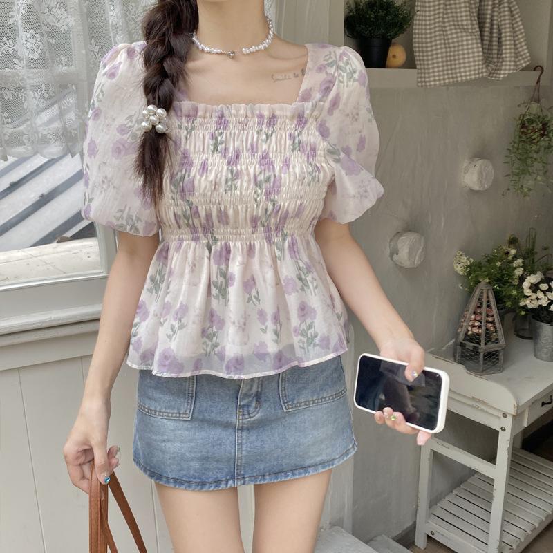 Square Collar Sweet 1111 Summer New Lantern Sleeves Slim Casual French Casual Short-sleeved Top Retro Floral Woman