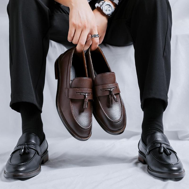 Autumn Fringed Loafers Men's Leather Shoes Men's British Platform Versatile Lazy Shoes Foot-fitting Men's Leather Shoes 24302-R