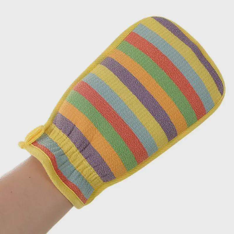 Women's Soft, Thick Bath Towel & Exfoliating Gloves Set – Gentle On Skin