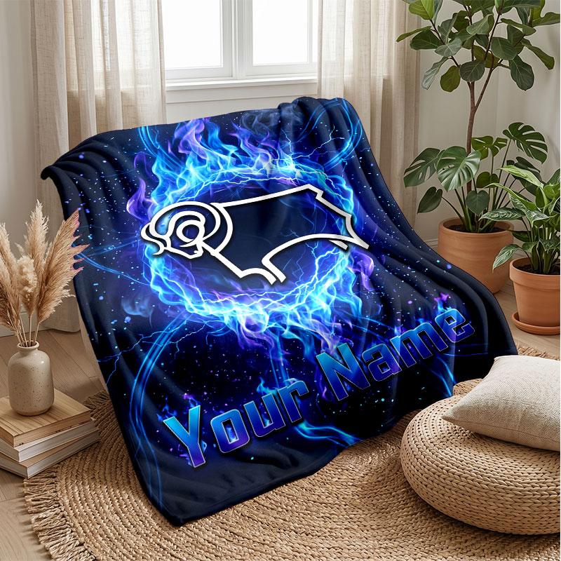 Derby County Benutzerdefinierter Name Text Flanelldecke Fußball Logo Personalisierte Fleece-Kuscheldecke Besonderes Geschenk für Sofa Schlafzimmer Zuhause