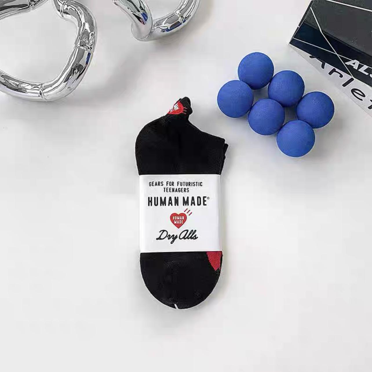 

Носки-лодочки Fashion MD Love Heel с вышивкой - черные, белые и серые короткие хлопковые носки-трубы для мужчин и женщин One Size чёрный