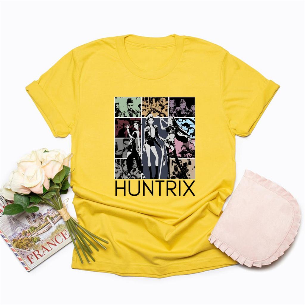 Kpop Demon Hunters T-Shirt Huntrix Girl Band T Shirt Women Short Sleeve Graphic T Shirts Kpop Streetwear Tops Huntrix Fan Gift