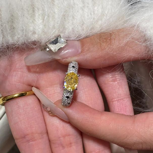 Stunning 2024 Summer Collection Womens Yellow Diamond Adjustable Ring Chic Fresh Style