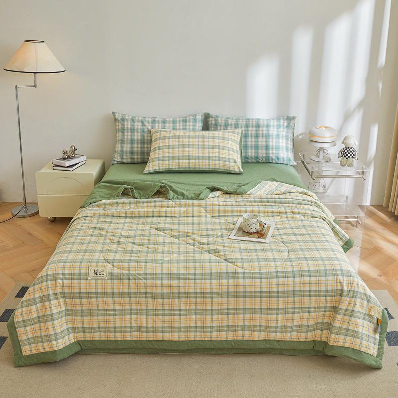 2026 MUJI Style Summer Quilt: Xinjiang Cotton Cool, Machine Washable, Ideal for Air Conditioning