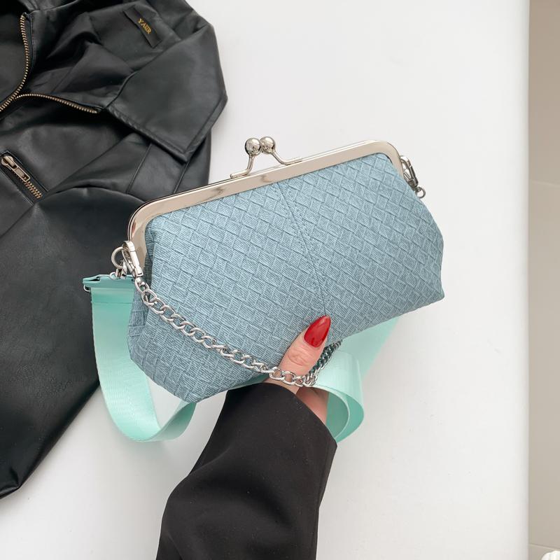 Knitting Thread Solid Hasp Evening Bag Fashion Versatile Shoulder Bags  New Fashion Hot Sale Chain Top-Handle Bags for Women