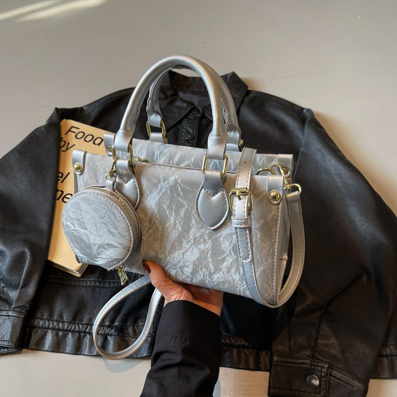 

Новая женская повседневная универсальная сумка через плечо