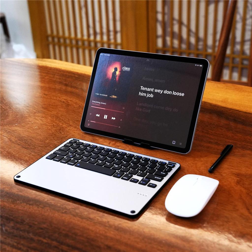 New 2024 iPad Air 5/6 10.9-inch Display Prop (Not a Real Device)