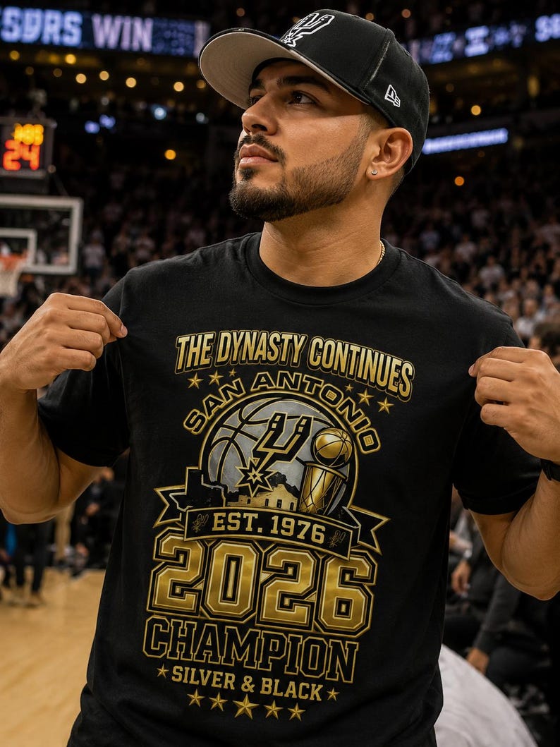 San Antonio Basketball Graphic Tee, Retro Streetwear Champion Shirt XL