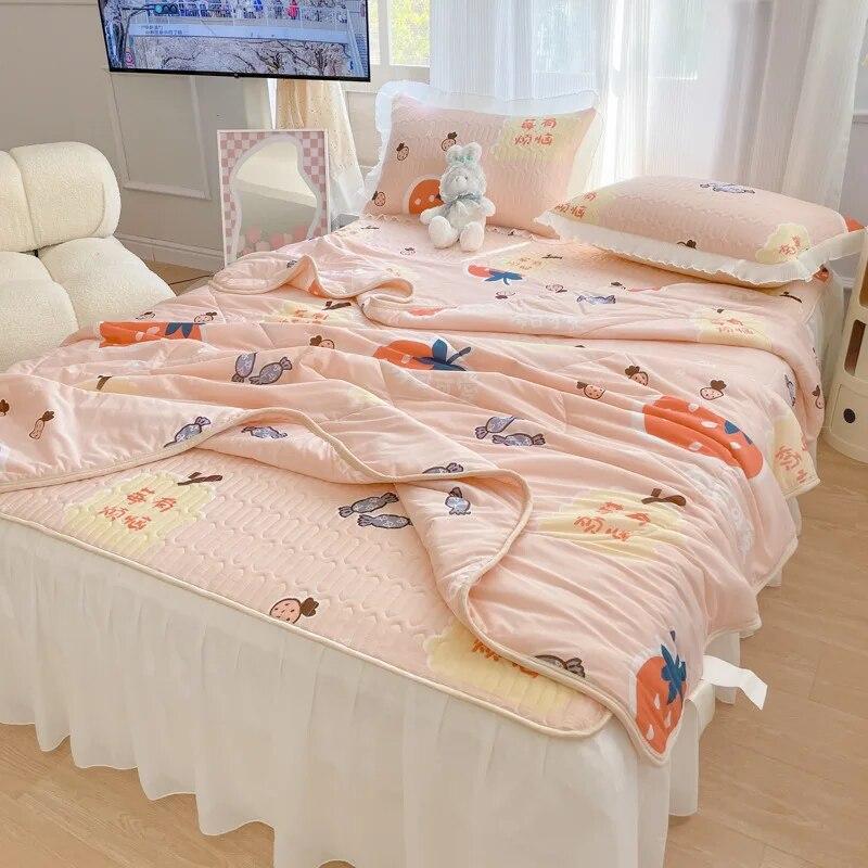 Letnia Cienka Kołdra Chłodna Pościel z Falbaną i Poszewką na Poduszkę Zestaw Pościeli Rozmiar Queen Kołdra Ochraniacze na Materac Pokrowce Narzuta