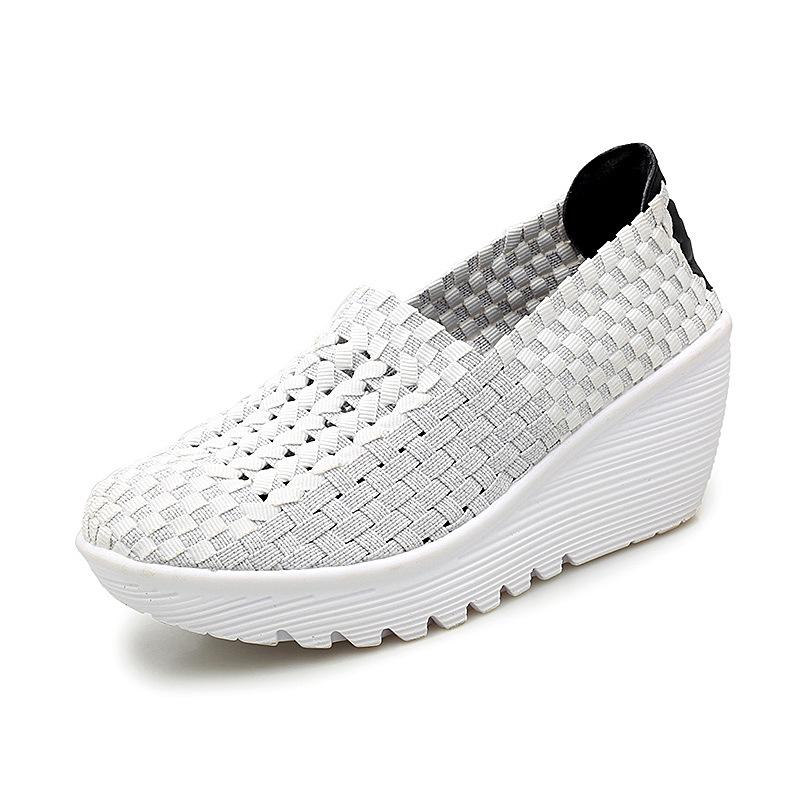 

2021 новая большая размерная женская эластичная плетеная обувь женская повседневная с открытым носком обувь для мамы с увеличением роста эластичная лента спортивная клиновидная обувь 36