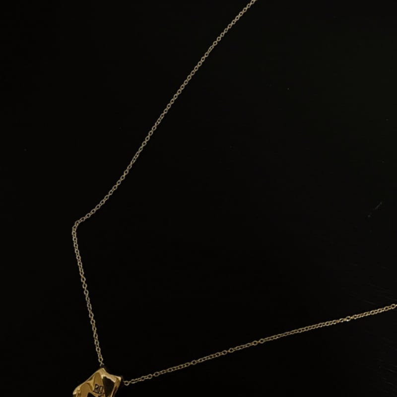 pinekim Angled clover Necklace