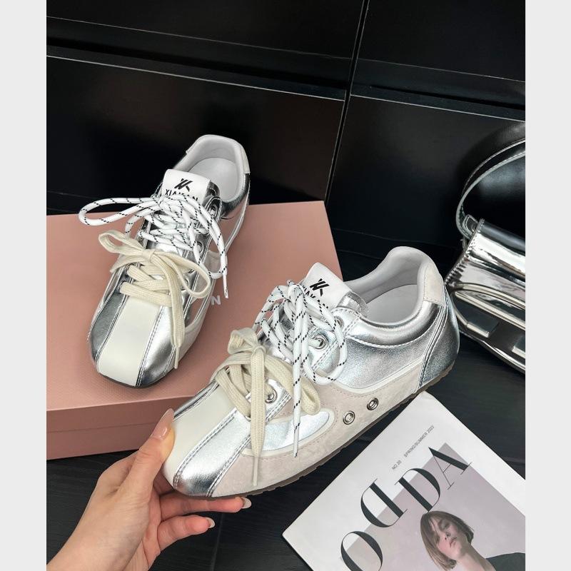 Lan Cabinet Edition~ Inner Height Increase 6cm Retro German Training Shoes Women's 2025 New Versatile Sports and Leisure Shoes Forrest Gump Shoes Tide