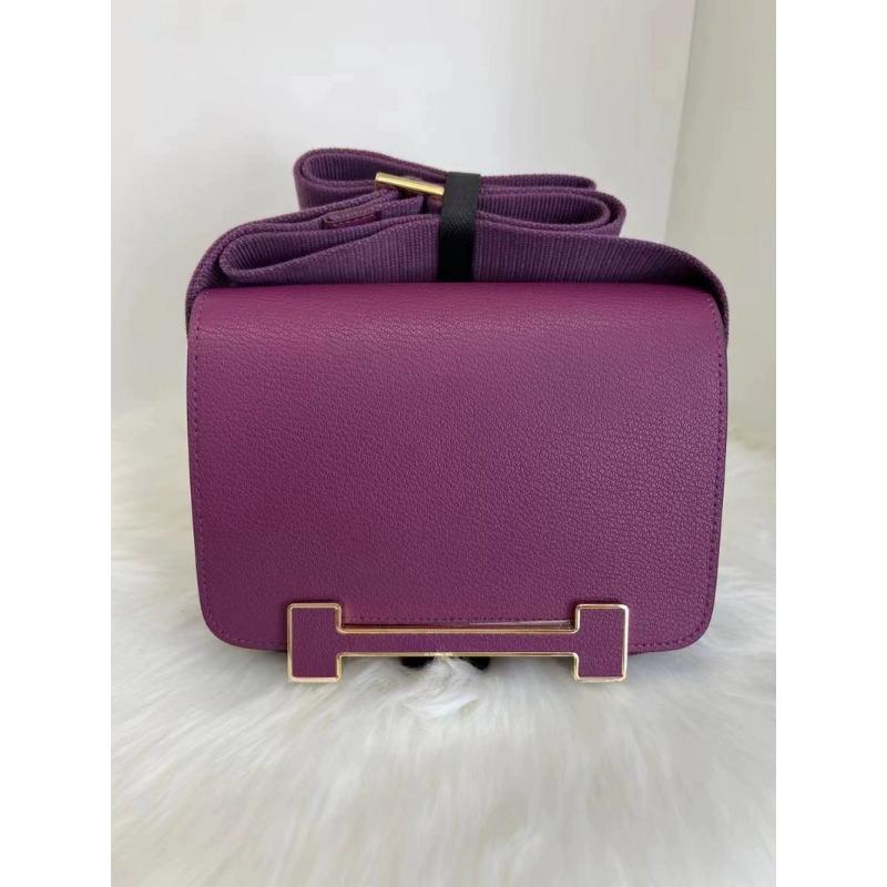 2025 New Leather Women's Bag Goat Pattern Leather Men's and Women's Same Clogs Wide Shoulder Strap Epoxy Leather Color Buckle Cross-border Wholesale