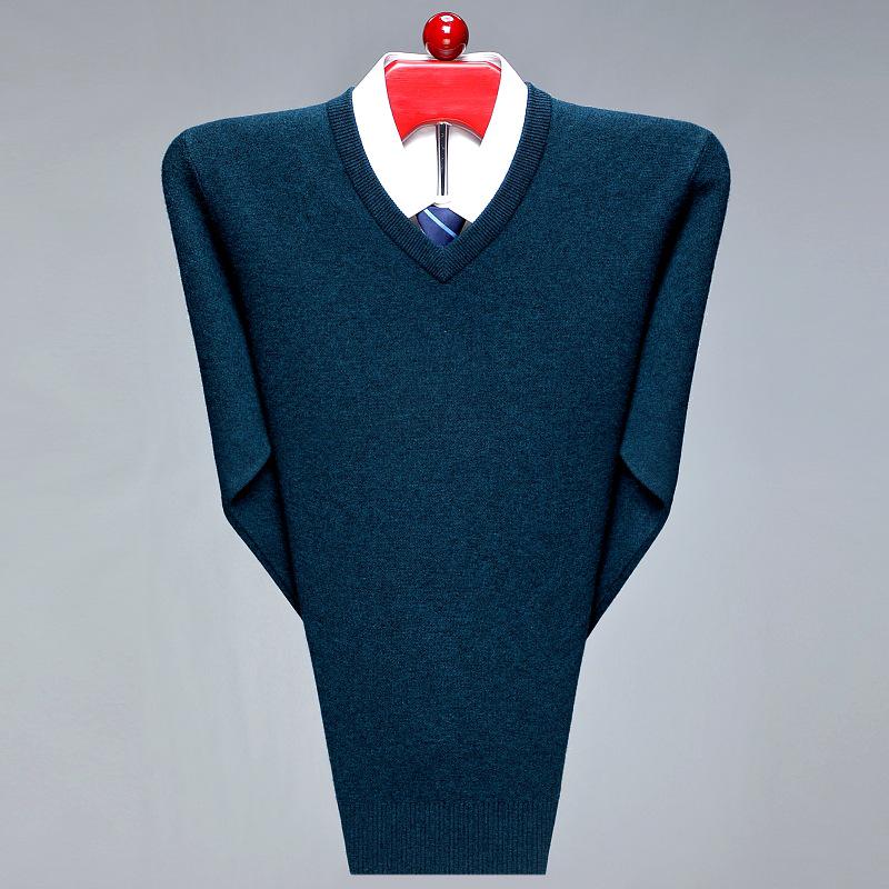 Men's V-Neck Argyle Cashmere Sweater - Thick, Warm Wool for Business or Casual Wear