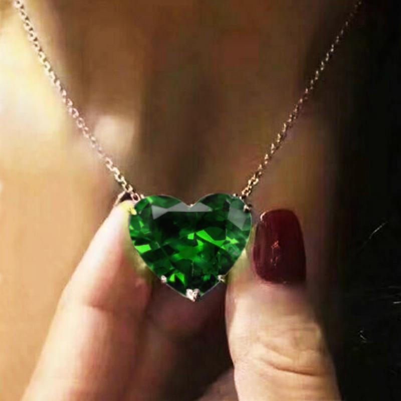 Huitan Luxury Big Heart CZ Pendant Necklace for Women Simple Versatile Party Gift Daily Wear Statement Jewelry