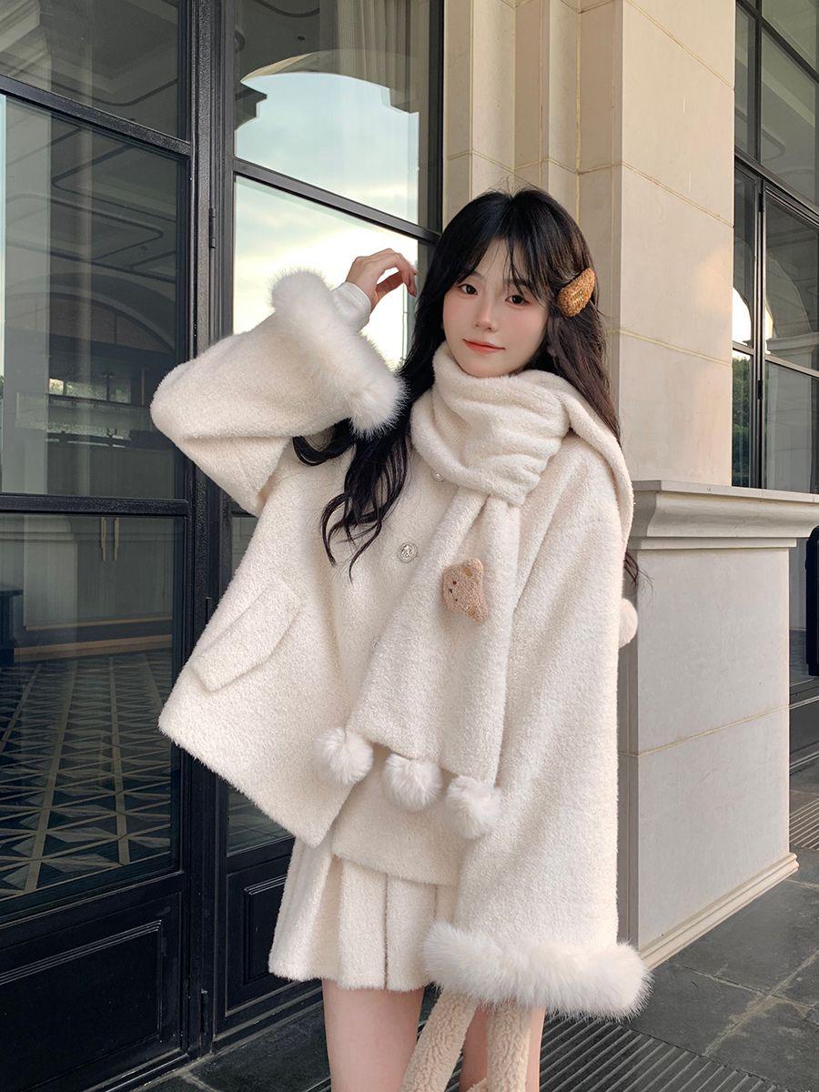 2026 French Heiress Christmas Robe  Sweet Set: Soft Glutinous Scarf, Coat, and Skirt Women s Two-Piece M