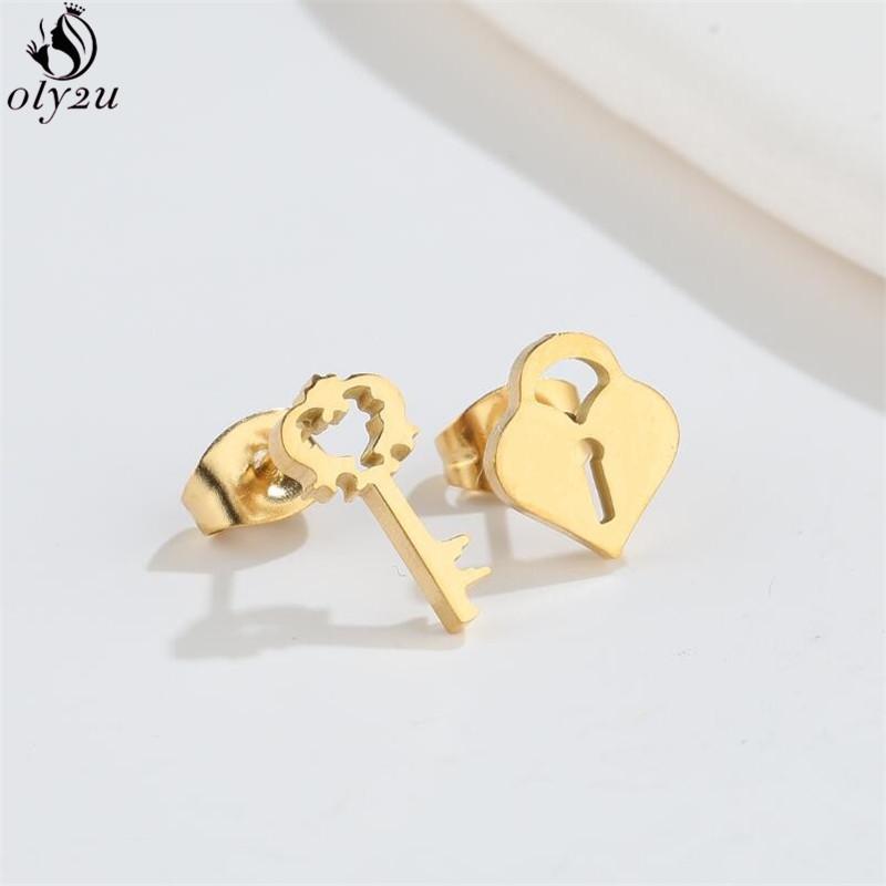 Asymmetry Stainless Steel Key Lock Earring for Women Rabbit Carrot Piercing Jewelry Girls Earrings Gifts Accessories