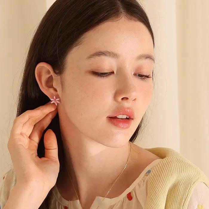 Rosebay Mini Earrings