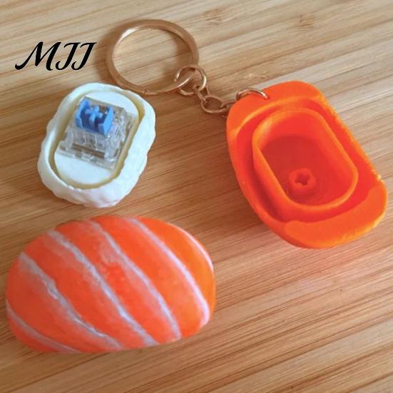 Keychain Pendant Pendant, Simulated Salmon Sushi Stress Relief Toy with Hanging Chain, 3D Printed Food Ornament for Backpack School Bag