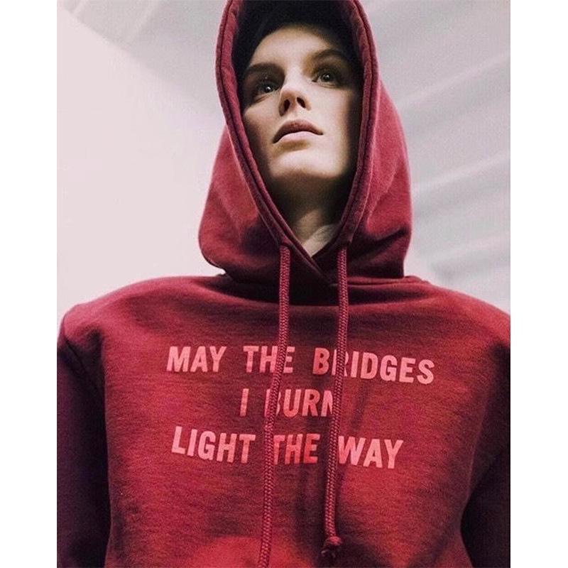 Chen Weiting Wine Red Fleece-Lined Cotton Hoodie with Letter Print